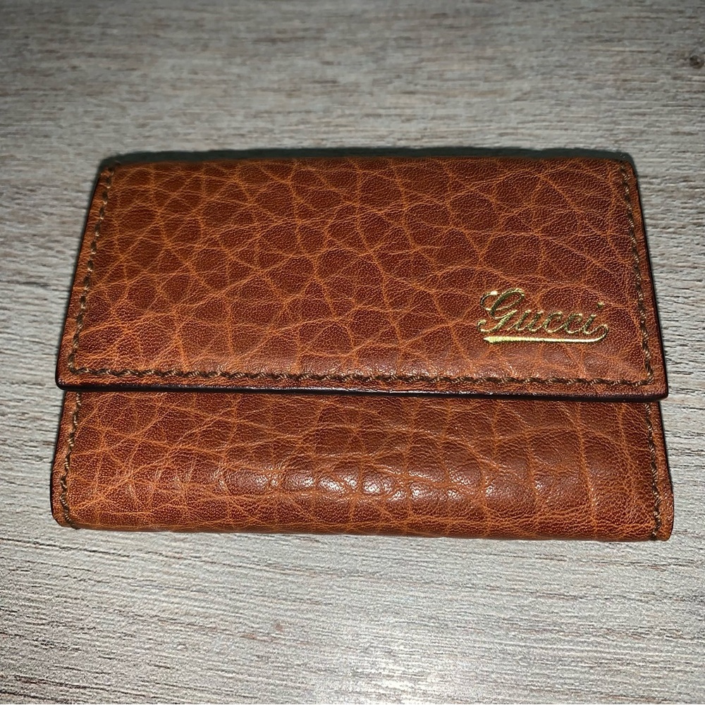 Gucci Brown Leather Key Holder! New without tags!